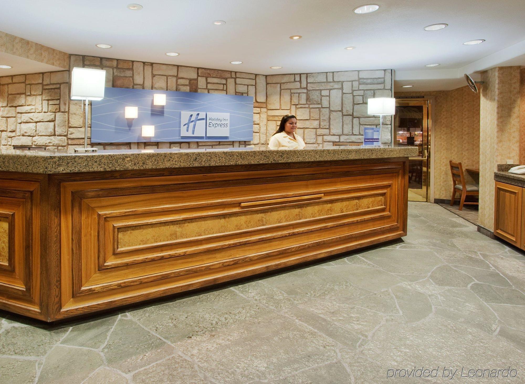 Holiday Inn Express South Lake Tahoe By Ihg Интериор снимка